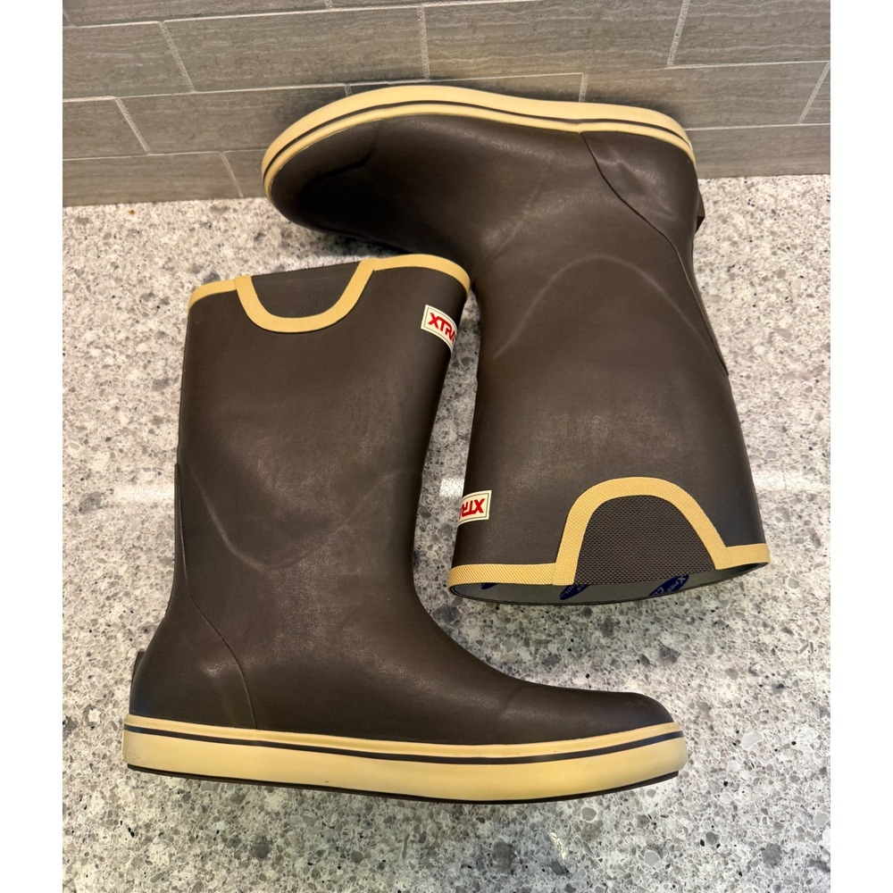 Men's Xtratuf Legacy 12 in. Pull-On Boat/Deck Boots Like-New Size 9 Waterproof - Picture 7 of 9